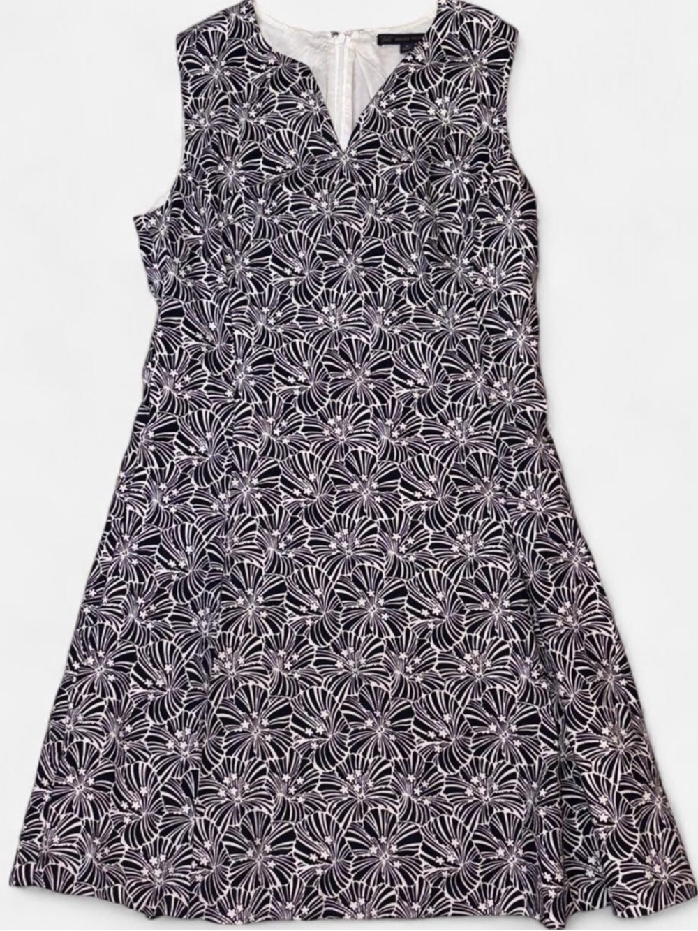 Brooks Brothers Womens’ Black & White Floral Sleeveless Midi Dress- size 12